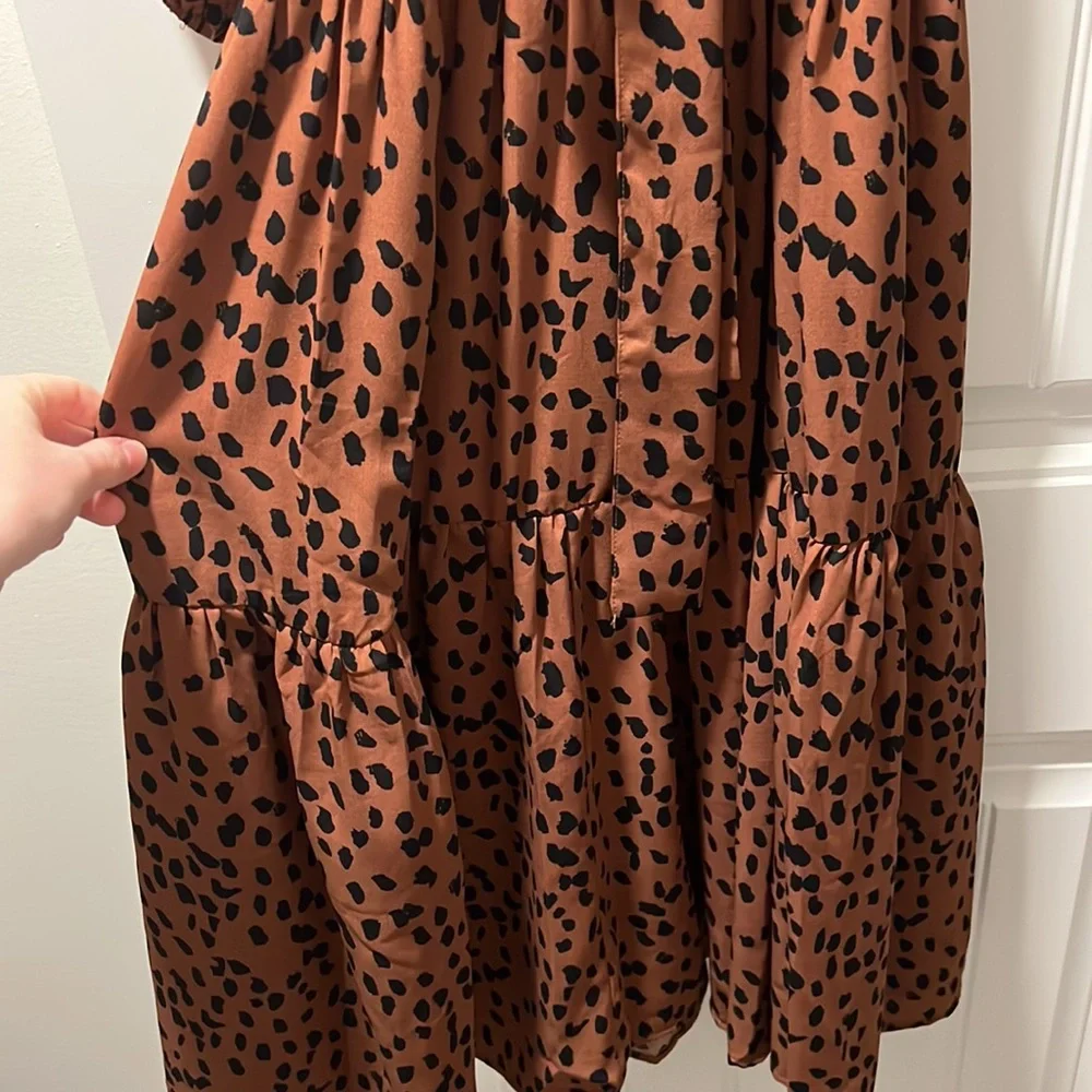 Petal & Pup Size 4 Midi Cheetah print dress worn only a few times - Picture 4 of 8